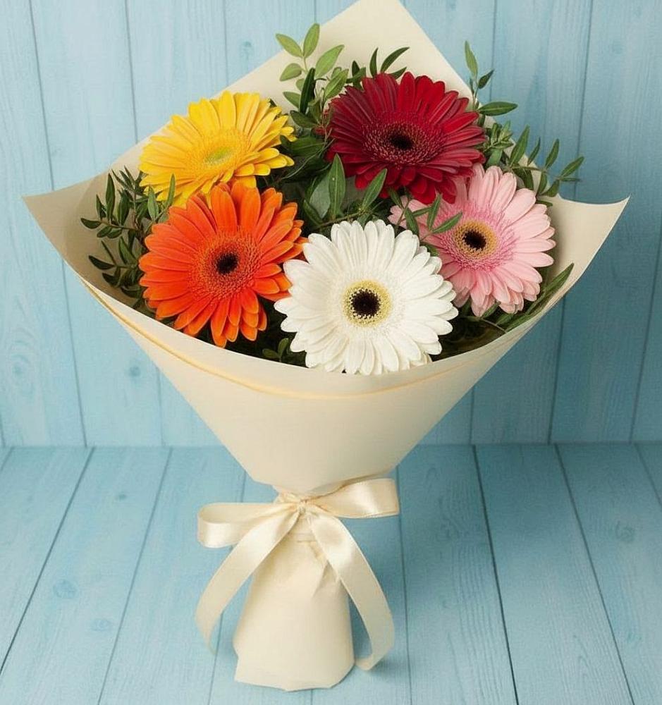 Букет праздник в Волгограде Букет цветов из: Герберы в Волгограде