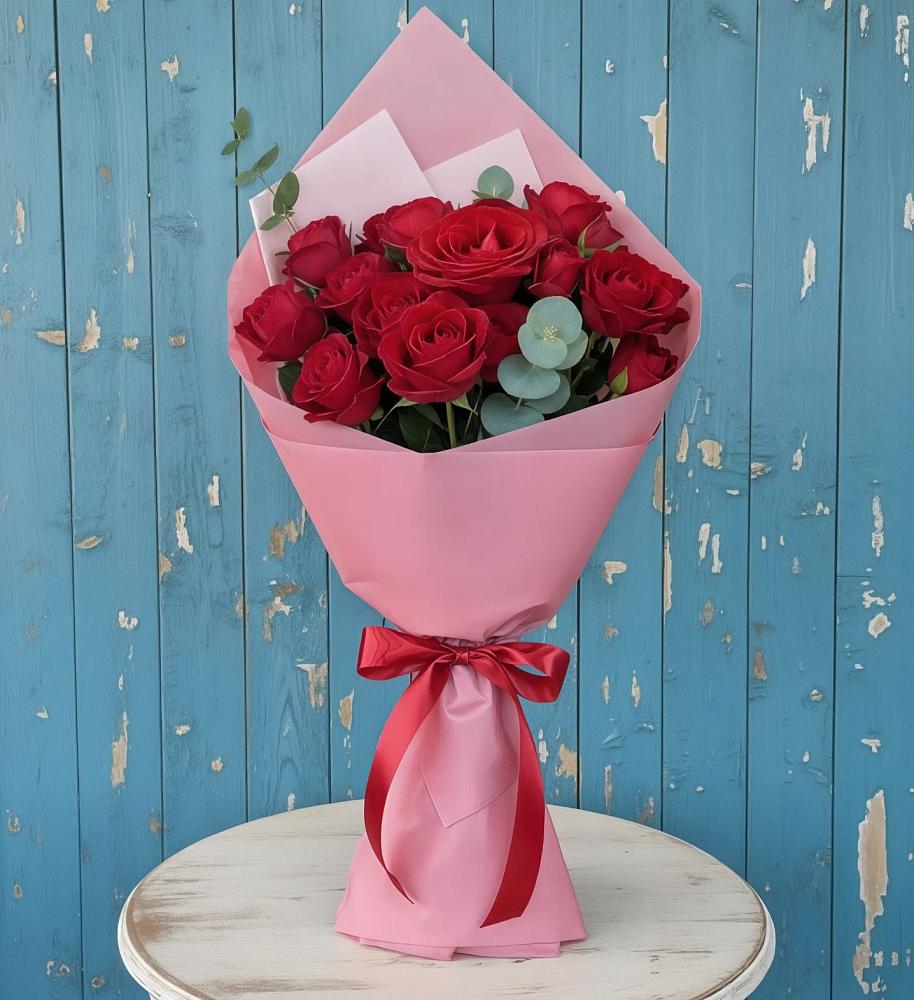 Букет красный бархат в Волгограде Букет цветов из: Розы в Волгограде