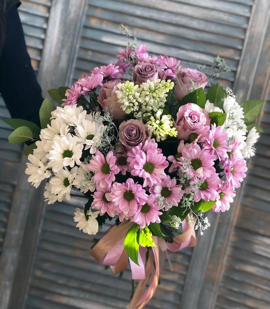 Букет Цветочный шарм в Волгограде Букет цветов из: Хризантемы и Розы в Волгограде