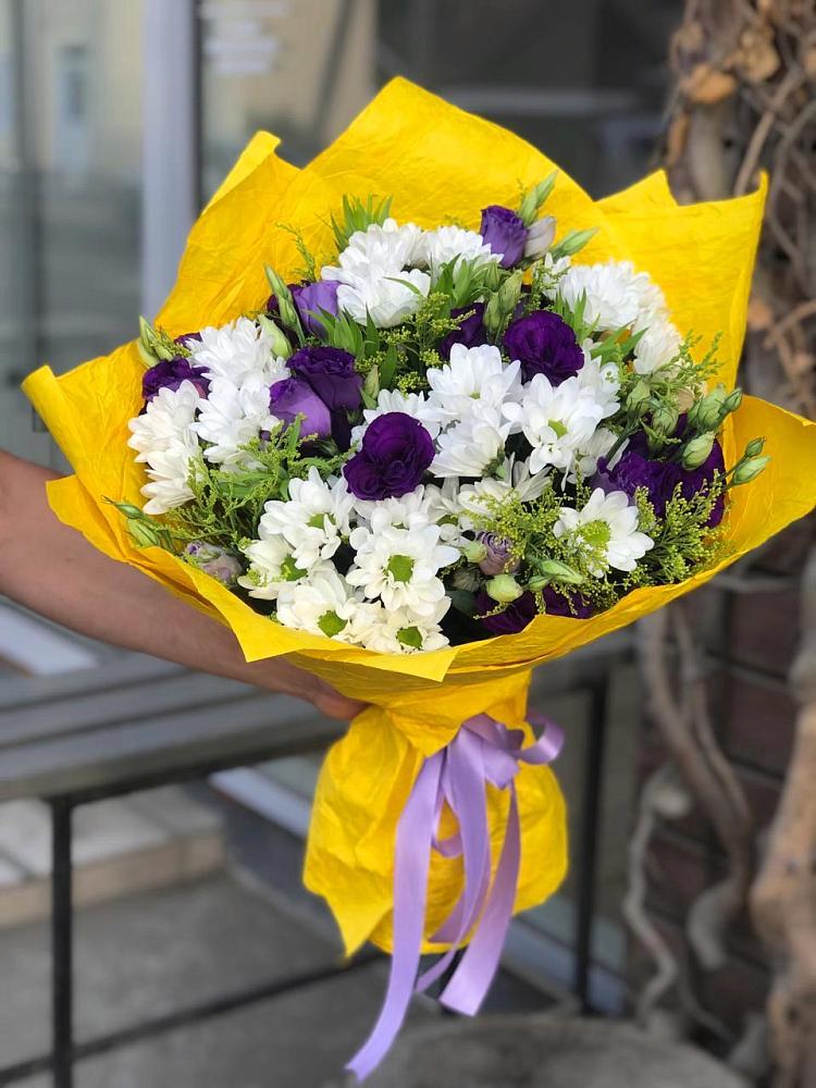 Букет облака в Волгограде Букет цветов из: Ирисы, Хризантемы и Ромашки в Волгограде