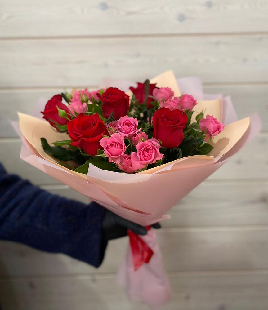 Букет тайны любви в Волгограде Букет цветов из: Розы в Волгограде