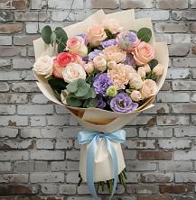 Букет Феерия в Волгограде Букет цветов из:  Розы, Лизиантусы и Гвоздики в Волгограде